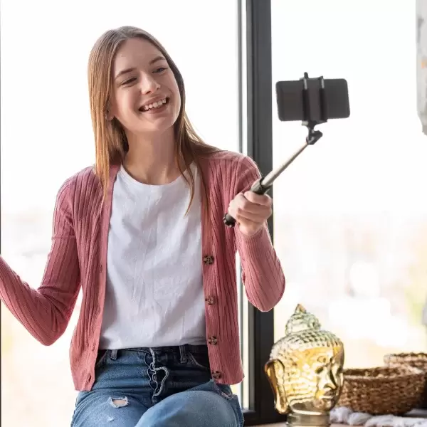 Create original influencer content
Digital Exporter's